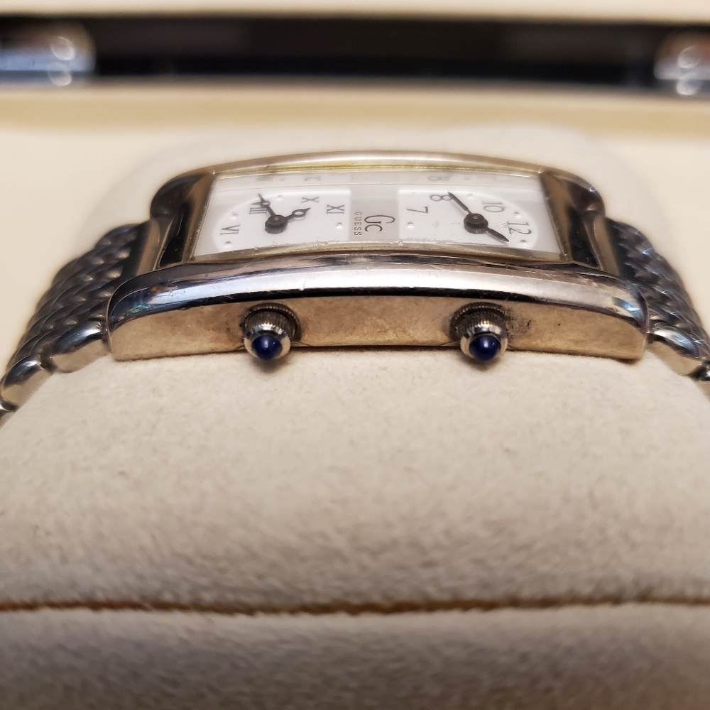 Guess Two Timer Wristwatch - Picture 5 of 14